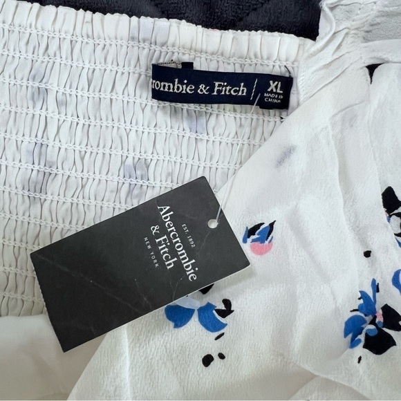 Abercrombie & Fitch Top Women XL Tank Crop Ruffled Floral White Blue  B9 - Picture 5 of 6